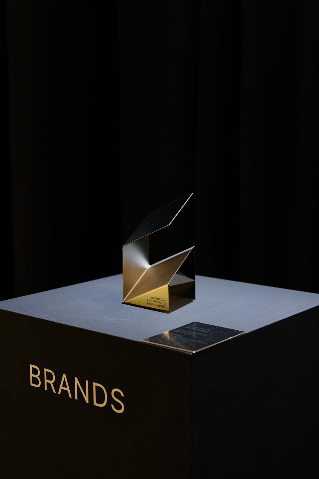 ARCHIPRODUCST DESIGN AWARDS 25 NIGHT_1