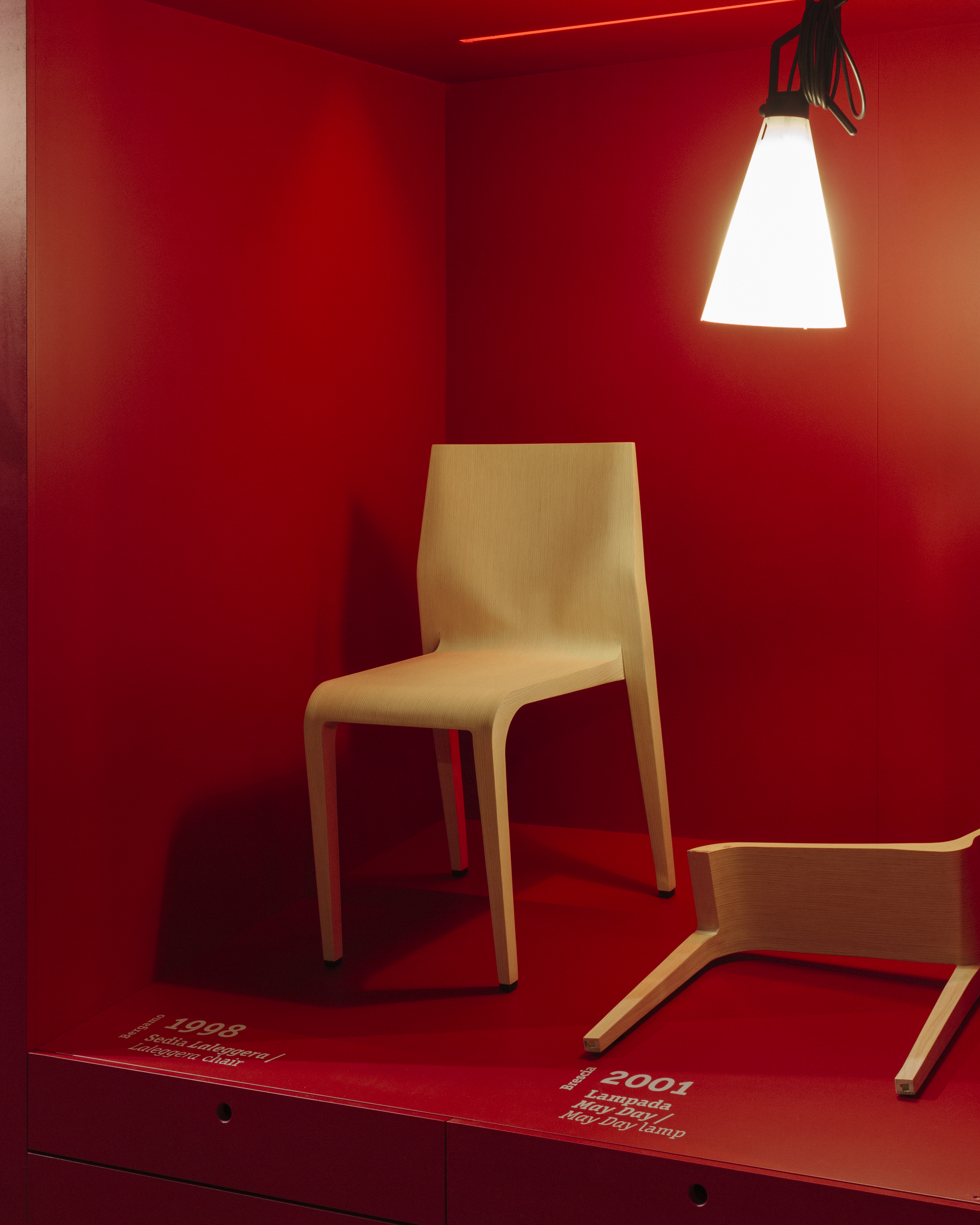 Alias Lefabbrichepensanti laleggera1 Alias Lefabbrichepensanti laleggera1