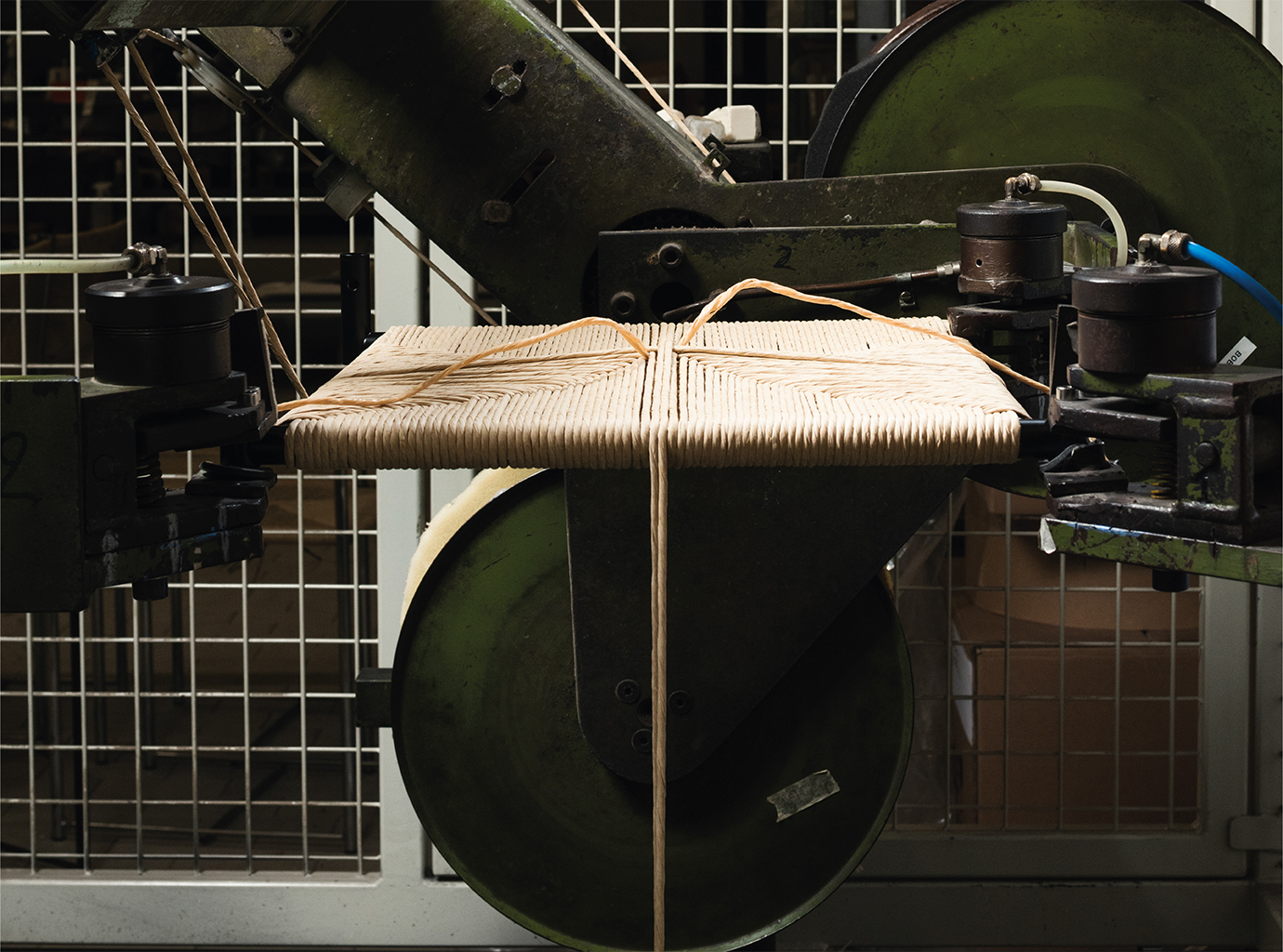 Décorez votre maison avec élégance. Alias, référence italienne du mobilier d'intérieur et extérieur design. Découvrez nos produits.