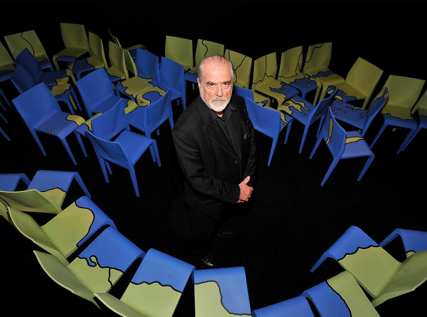 Notre Histoire - Alias, Mobilier et Design d'Excellence Depuis 1979, Alias se consacre à la conception de meubles de design pour la maison, le bureau et le contract. Découvrez notre histoire et nos produits.