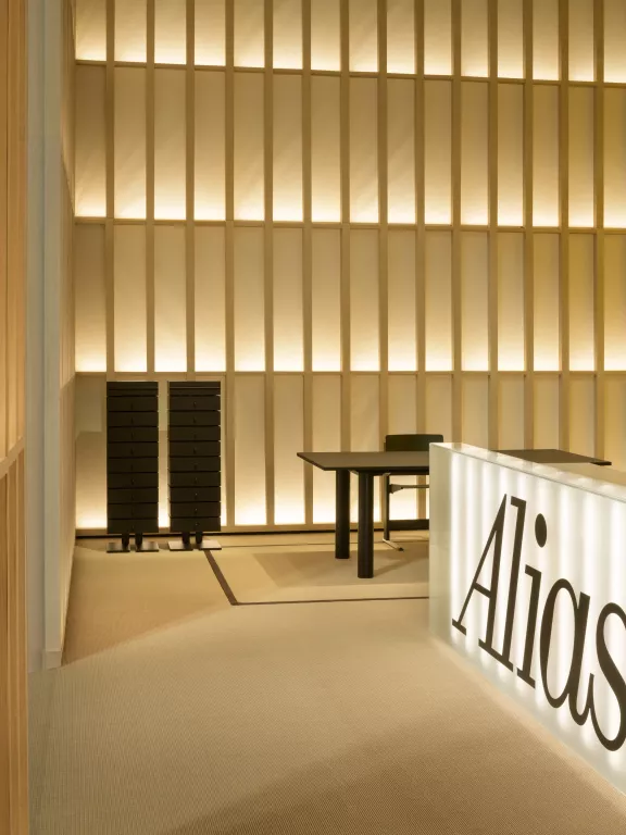 Alias Stand Salone 2024 1